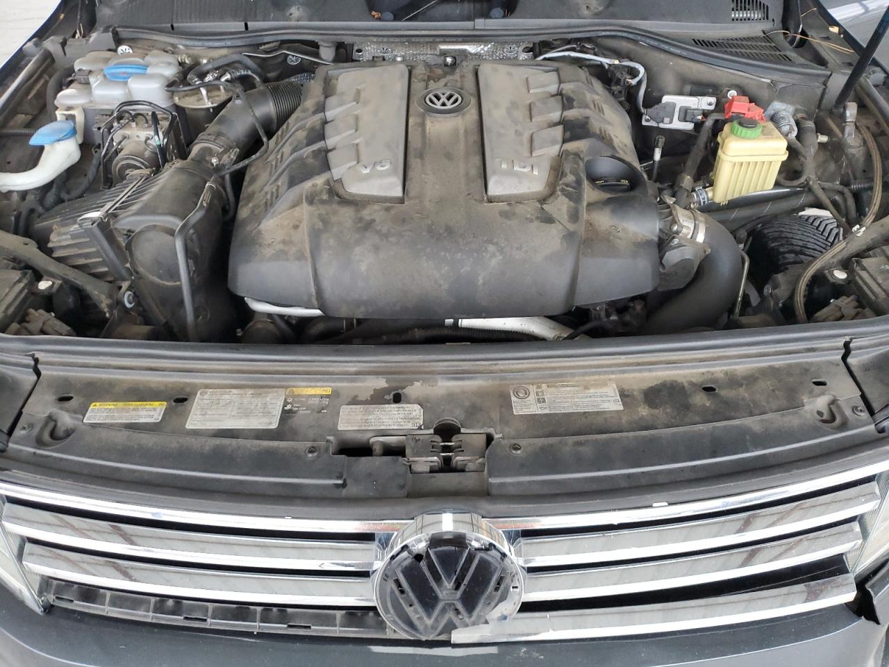 2015 Volkswagen Touareg V6 Tdi VIN: WVGEP9BPXFD007812 Lot: 91805095