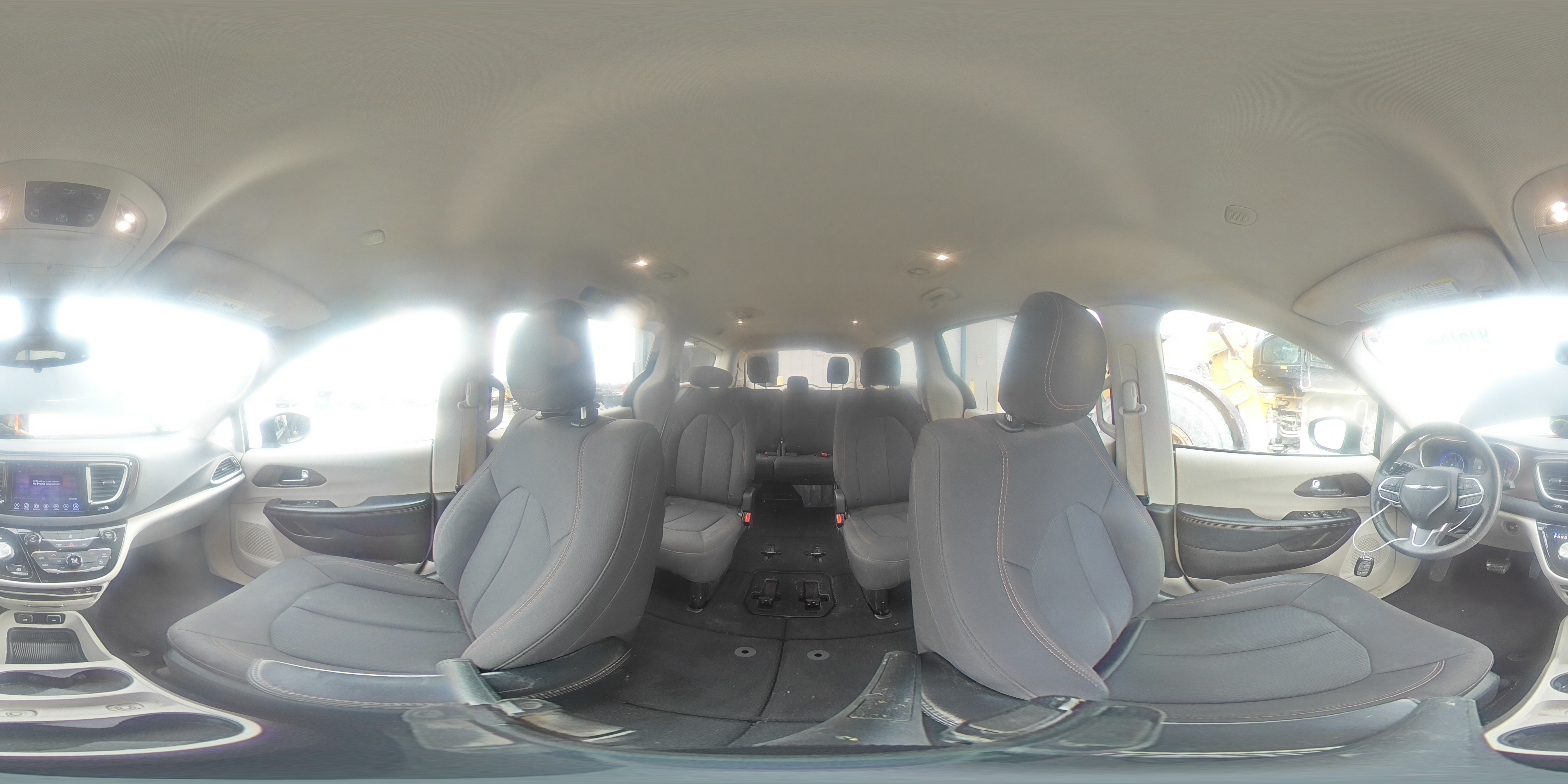 2017 Chrysler Pacifica Touring VIN: 2C4RC1DG5HR667742 Lot: 91618405