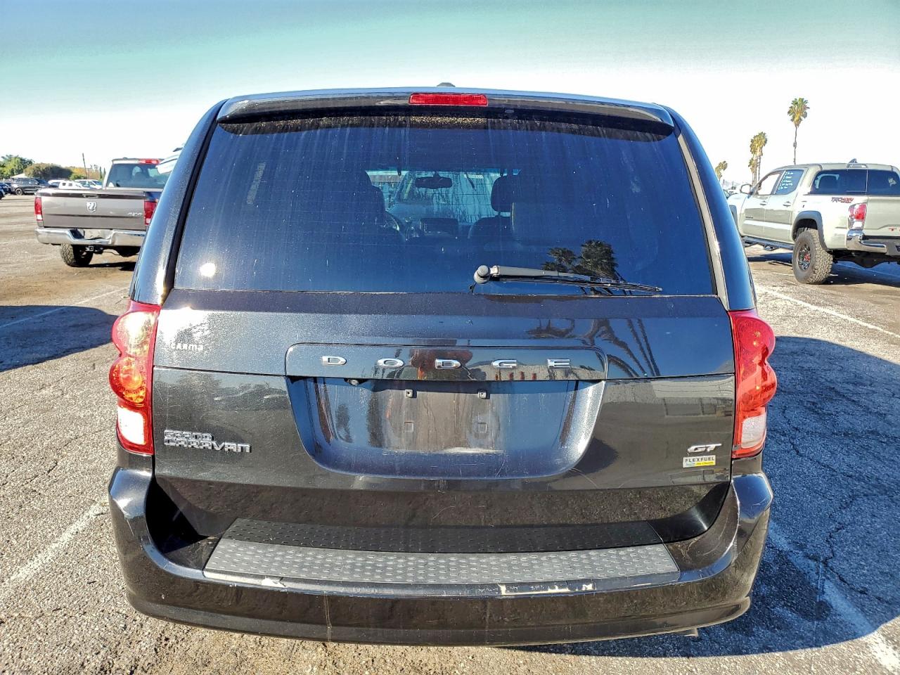 2018 Dodge Grand Caravan Gt VIN: 2C4RDGEG3JR195996 Lot: 94065935