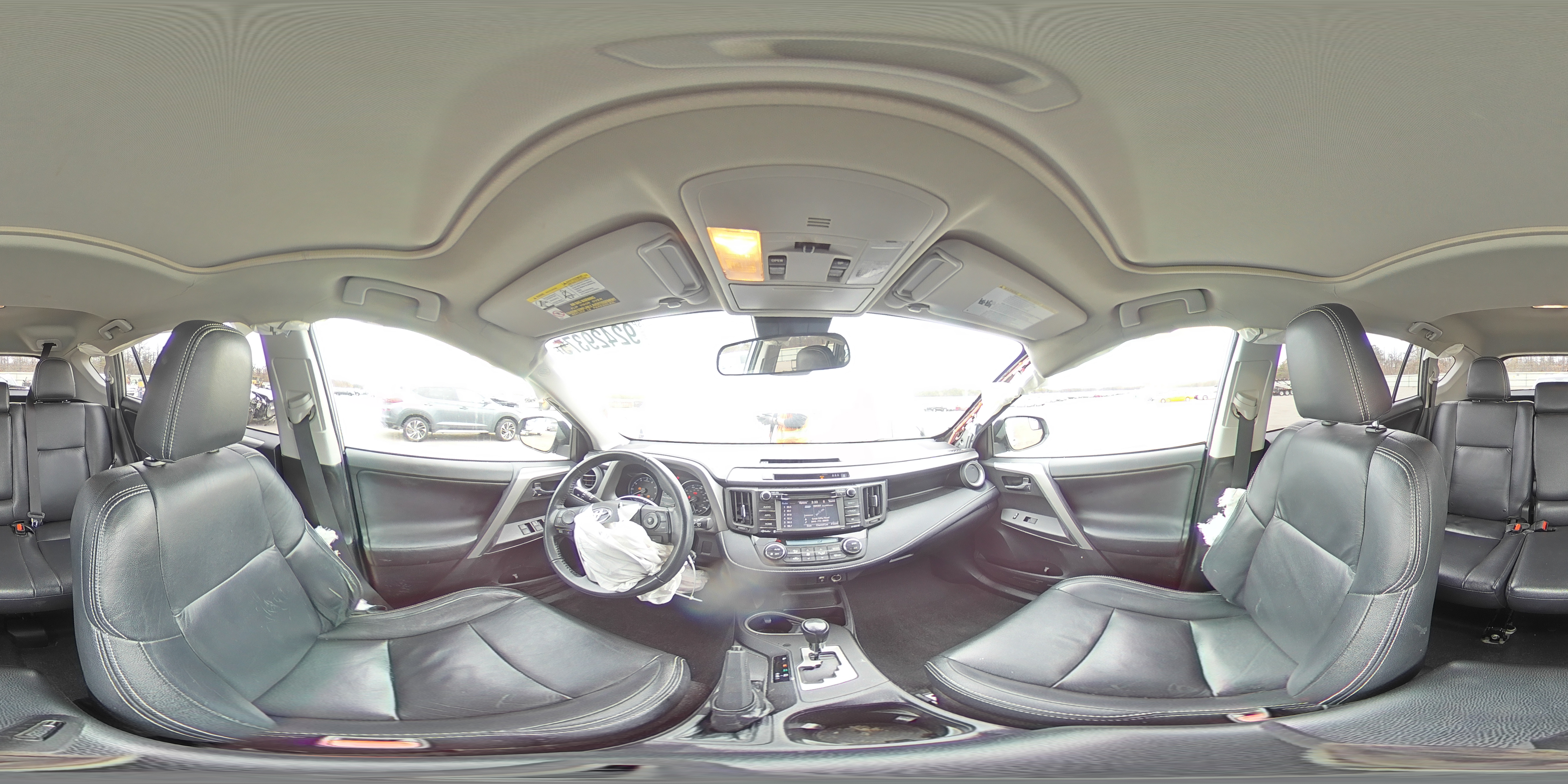 2017 Toyota Rav4 Xle VIN: 2T3RFREV7HW650630 Lot: 92429375