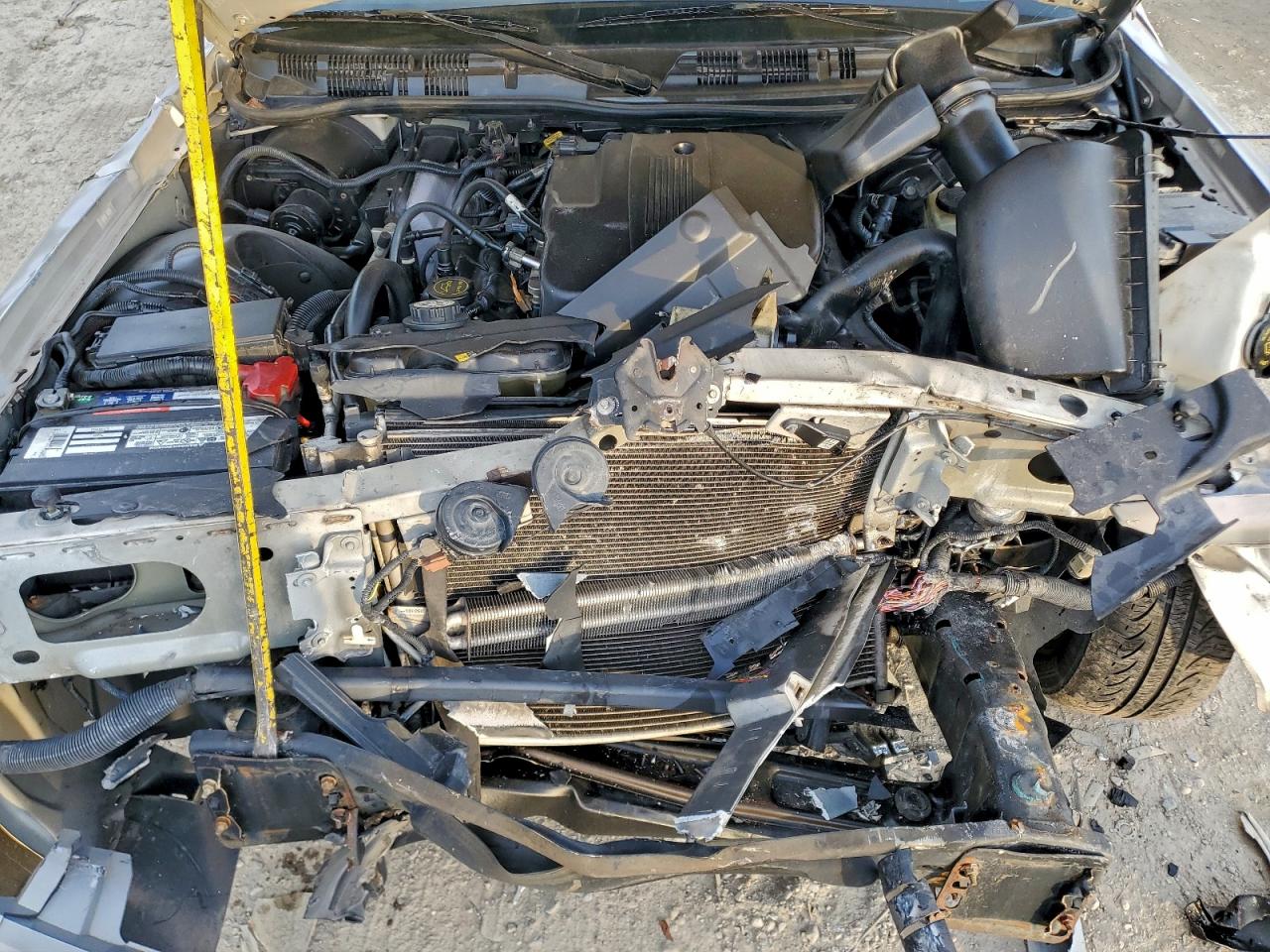 2007 Mercury Grand Marquis Gs VIN: 2MEFM74V37X611941 Lot: 94649195