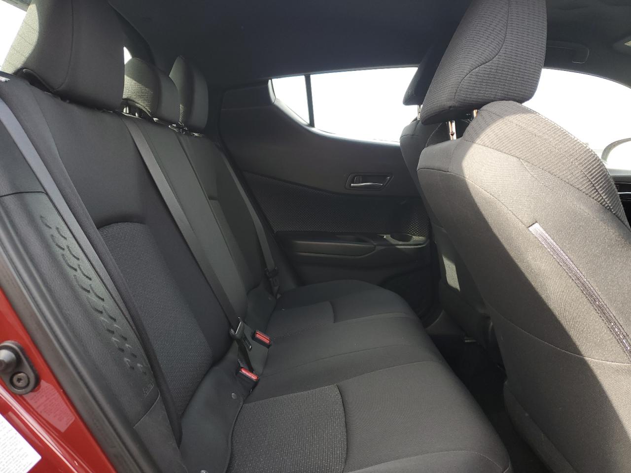 2018 Toyota C-Hr Xle VIN: NMTKHMBX7JR050653 Lot: 92807325