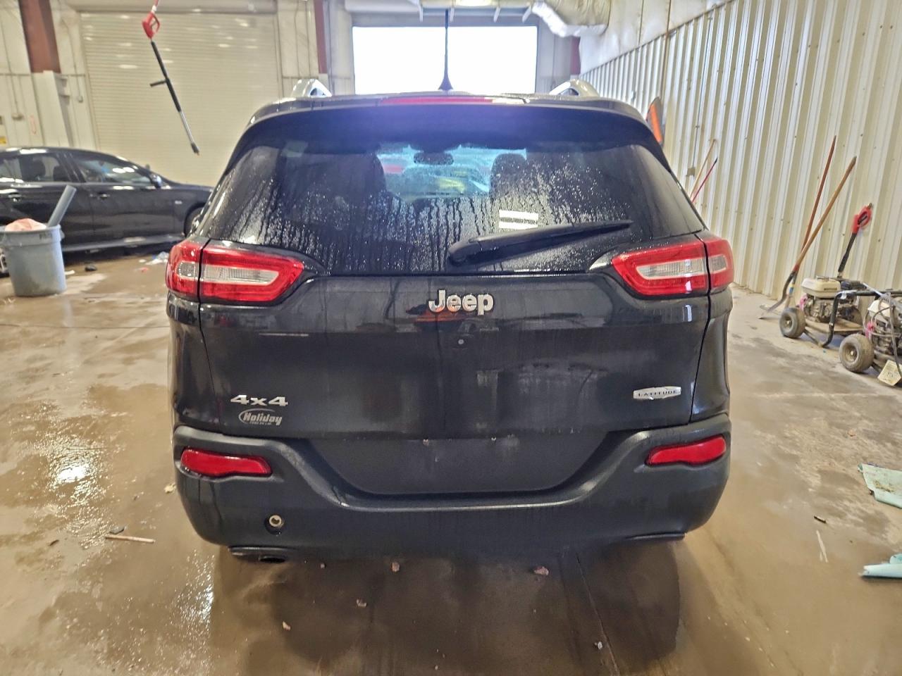 2016 Jeep Cherokee Latitude VIN: 1C4PJMCB3GW156167 Lot: 94194455