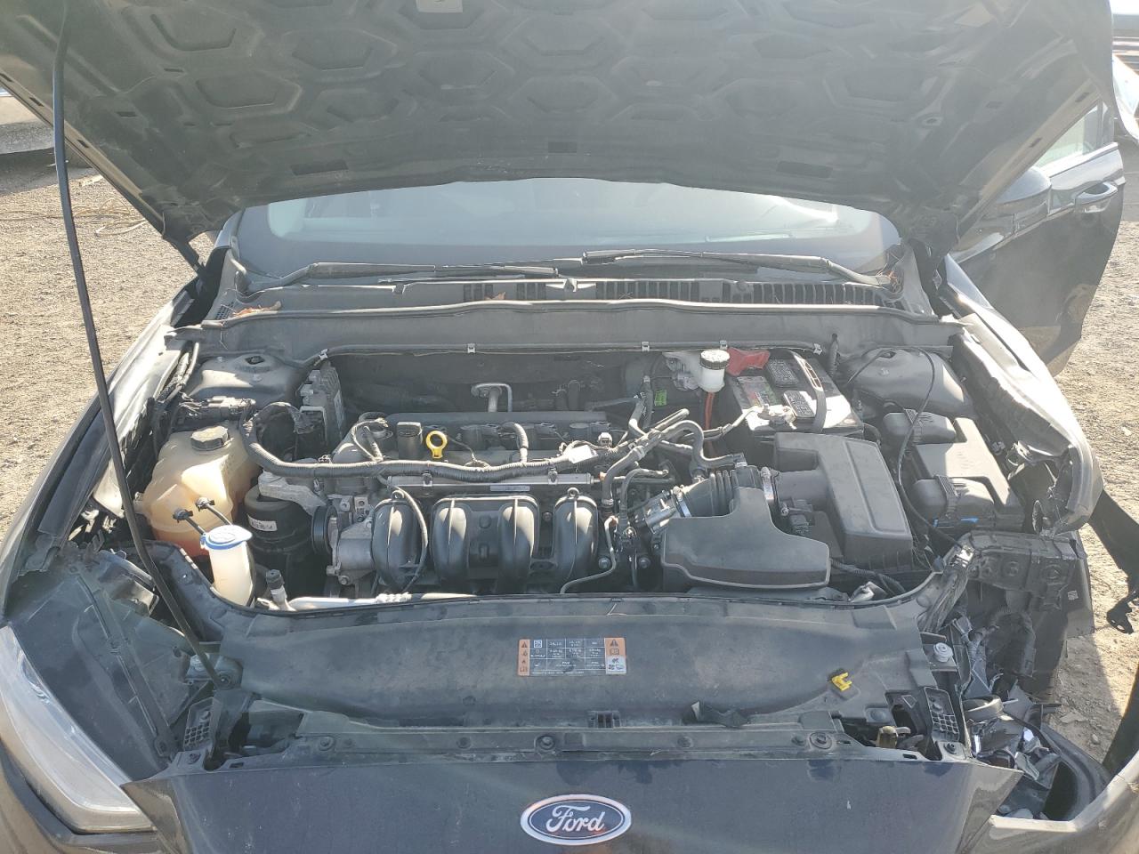 2019 Ford Fusion S VIN: 3FA6P0G75KR279981 Lot: 92649625