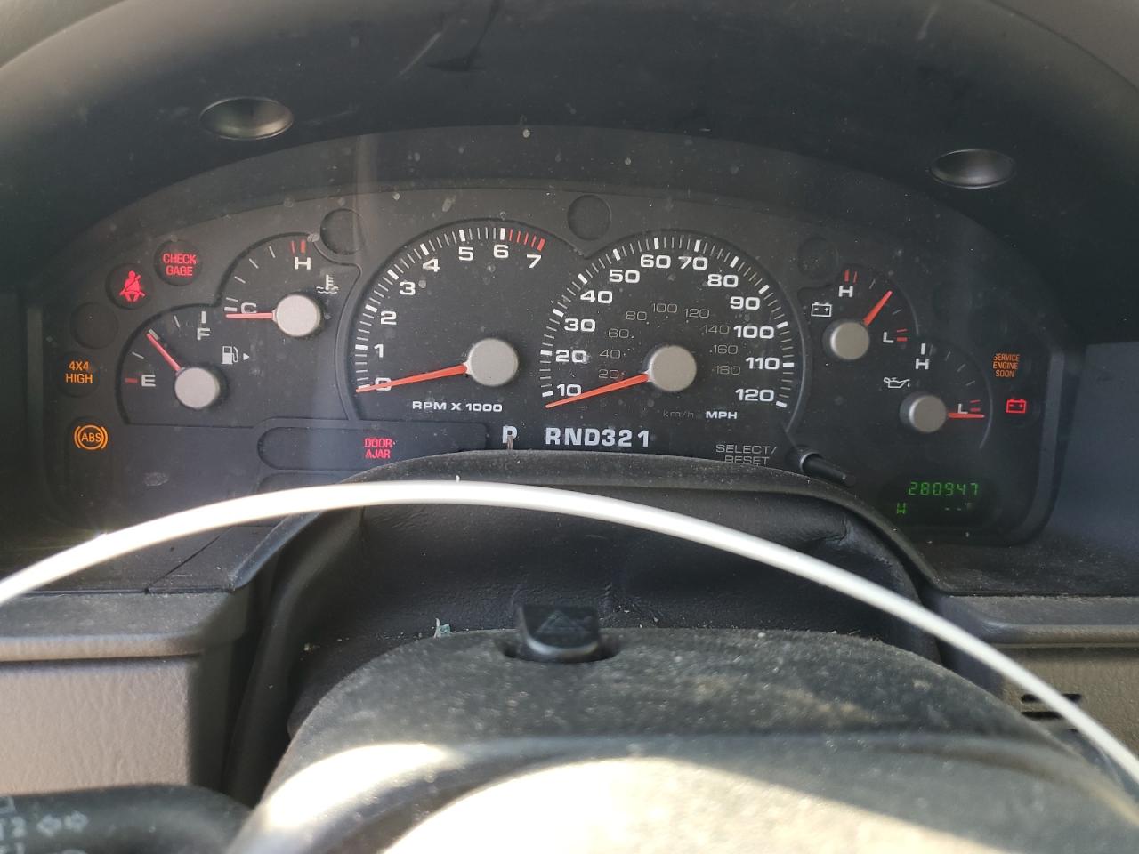 2004 Ford Explorer Xlt VIN: 1FMZU73KX4UA30585 Lot: 92836885