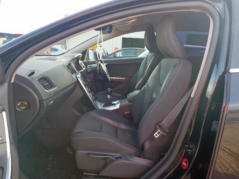 2012 VOLVO V60 D2 [115] R DESIGN 5DR