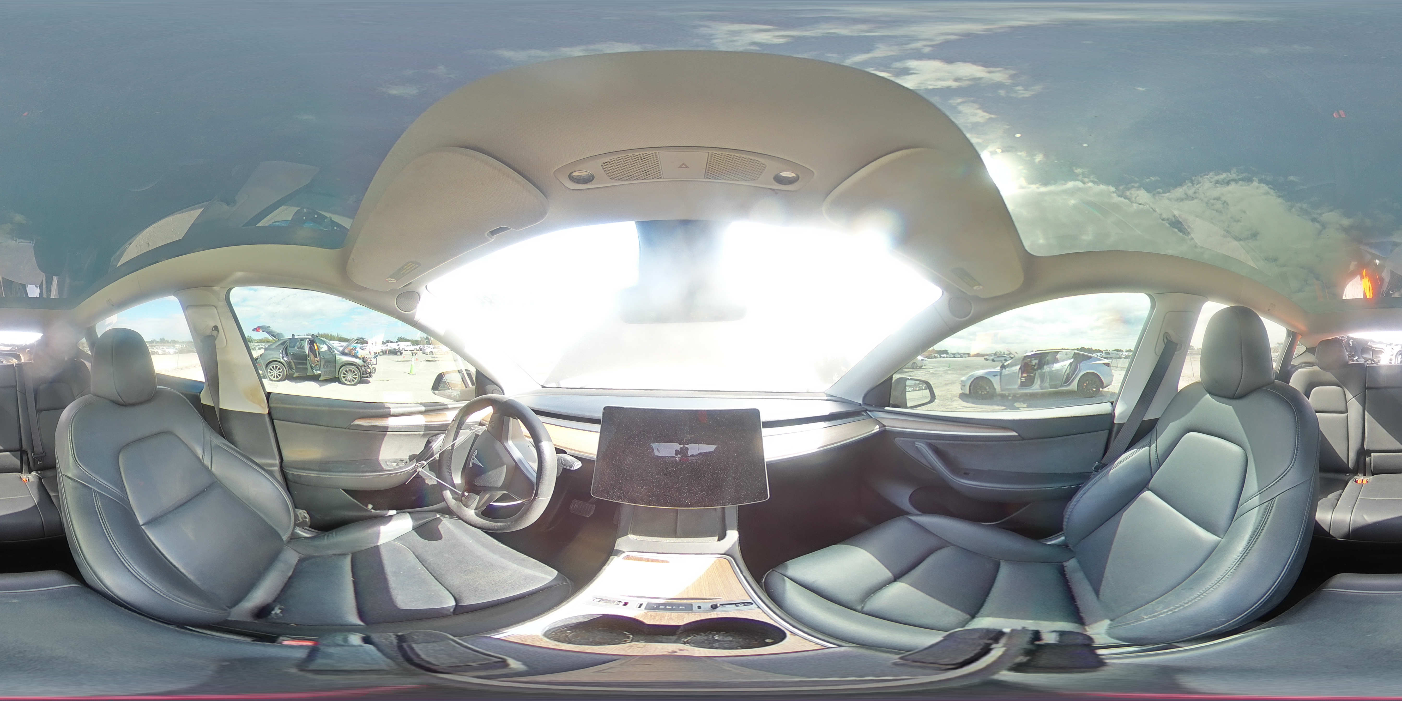 2023 Tesla Model Y VIN: 7SAYGDEE3PF709823 Lot: 92234085