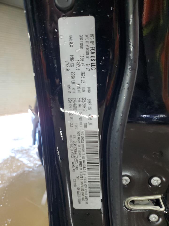 2017 Jeep Compass Latitude VIN: 3C4NJDBB7HT692913 Lot: 92723105