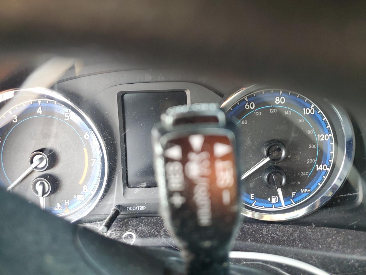 2017 Toyota Corolla L VIN: 5YFBURHE2HP615829 Lot: 91902585