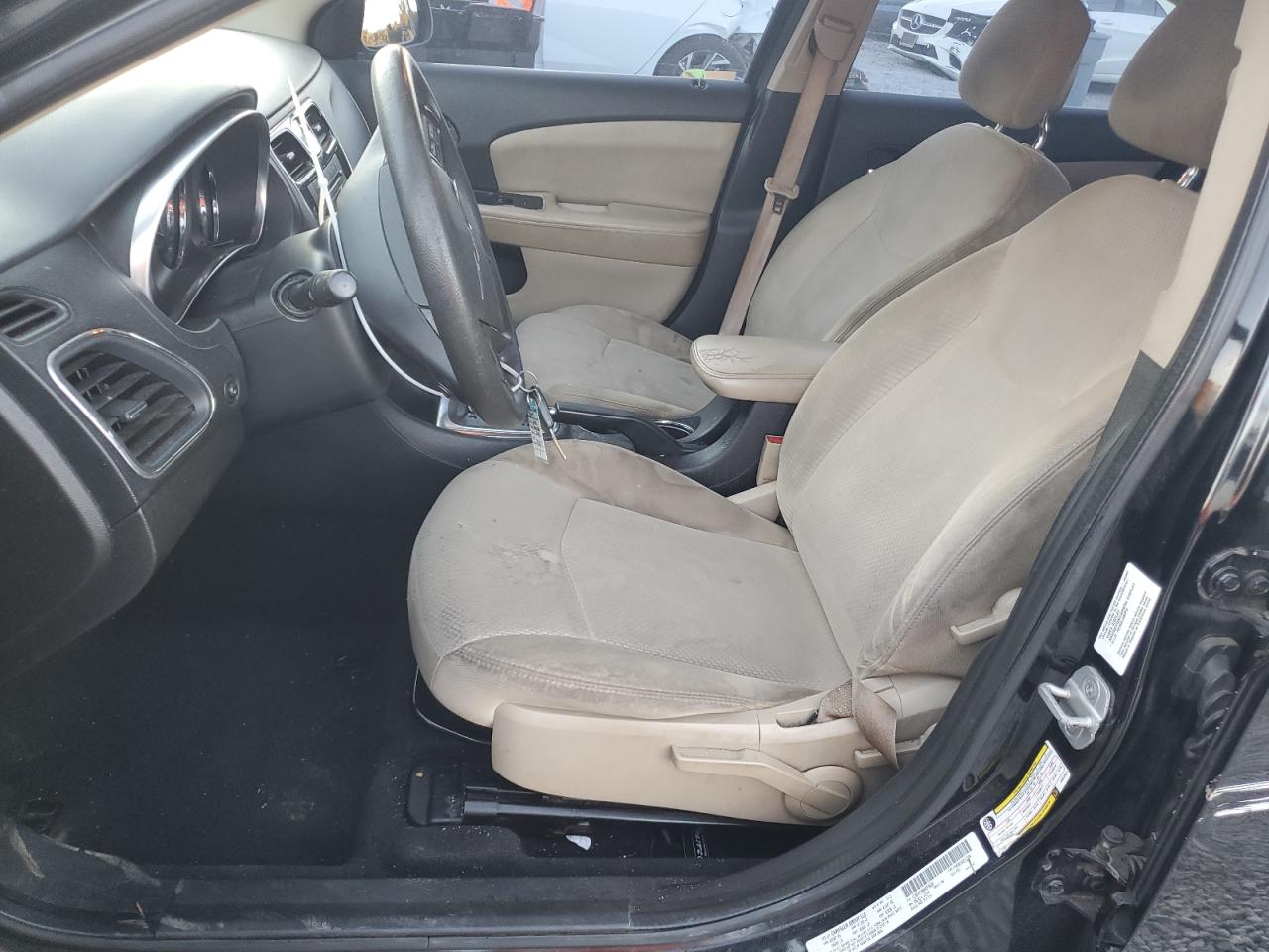 2011 Chrysler 200 Lx VIN: 1C3BC4FB0BN576634 Lot: 91988235