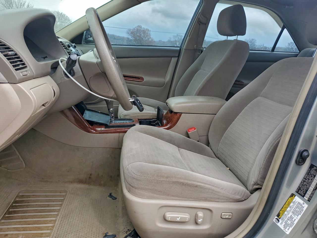 2005 Toyota Camry Le VIN: 4T1BE32K95U583965 Lot: 93974495