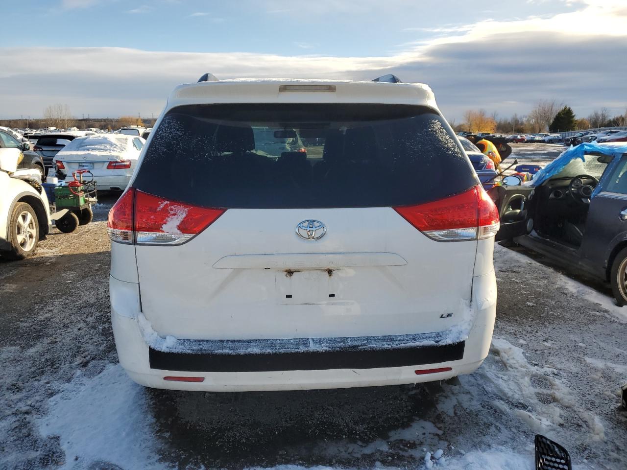 2014 Toyota Sienna Le VIN: 5TDKK3DC4ES483795 Lot: 85823965