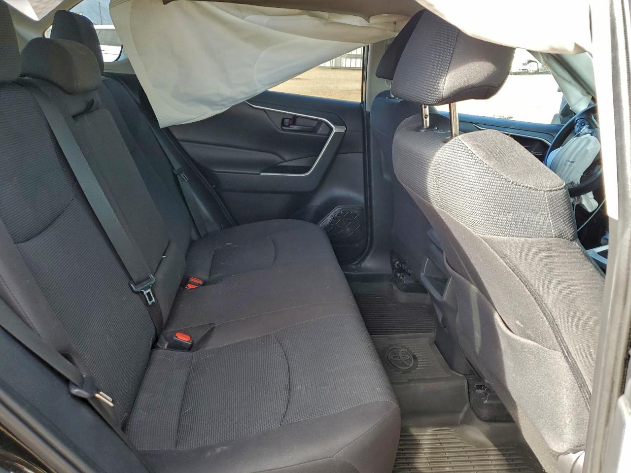 2020 Toyota Rav4 Le VIN: 2T3F1RFVXLW098551 Lot: 94597235