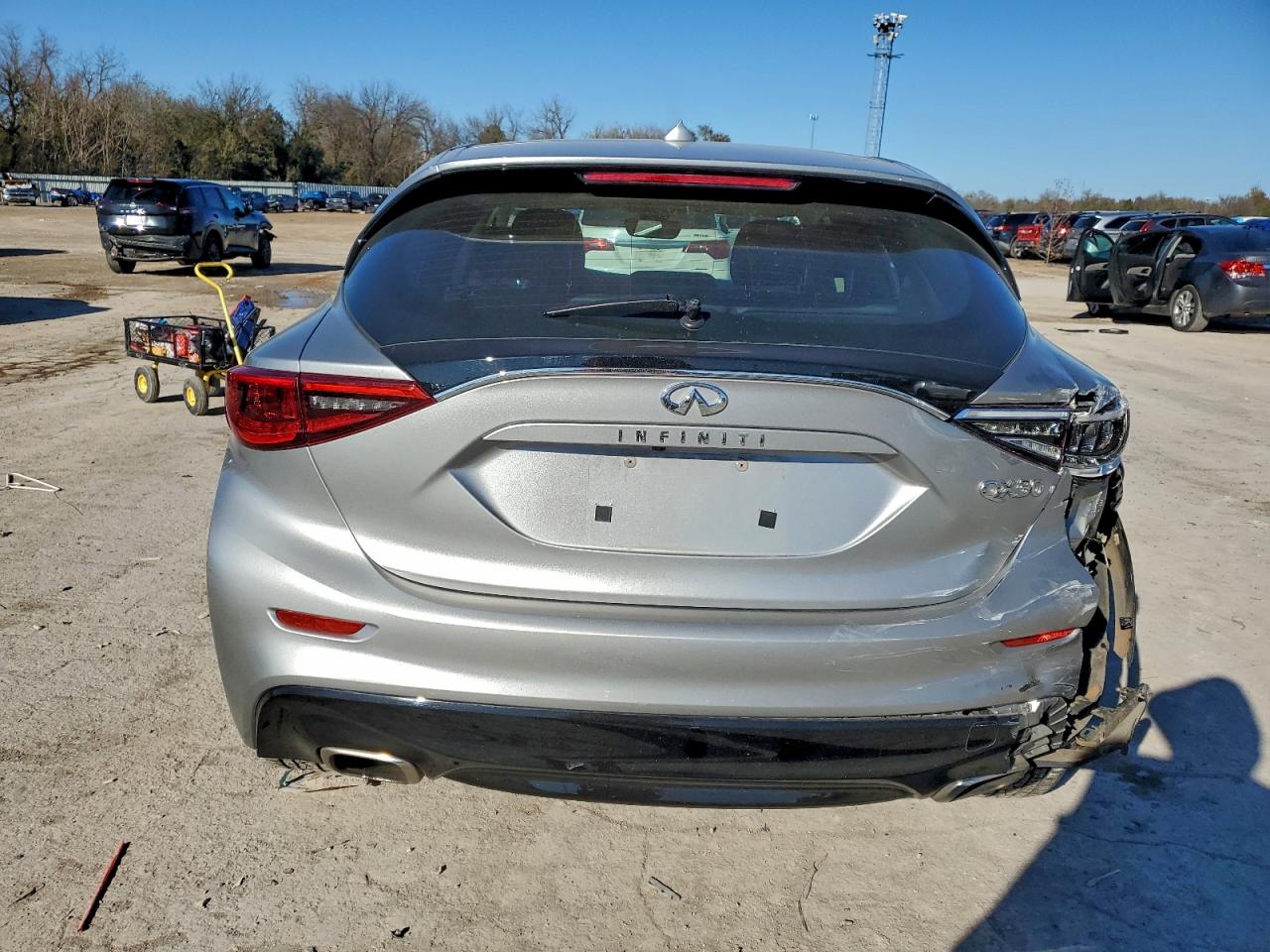 2018 Infiniti Qx30 Base VIN: SJKCH5CP1JA056873 Lot: 94489065
