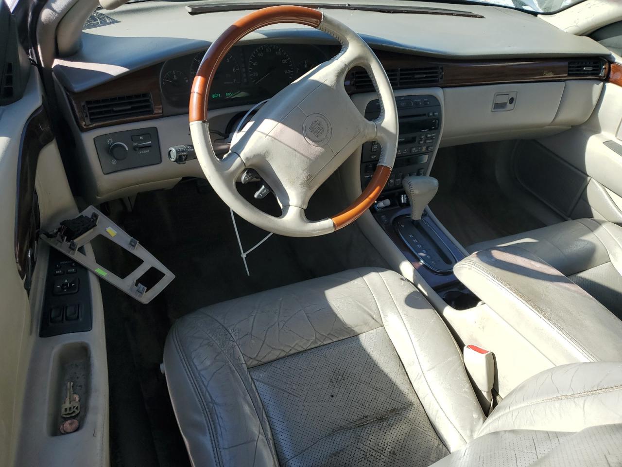 2001 Cadillac Eldorado Touring VIN: 1G6ET12951B106600 Lot: 92597825