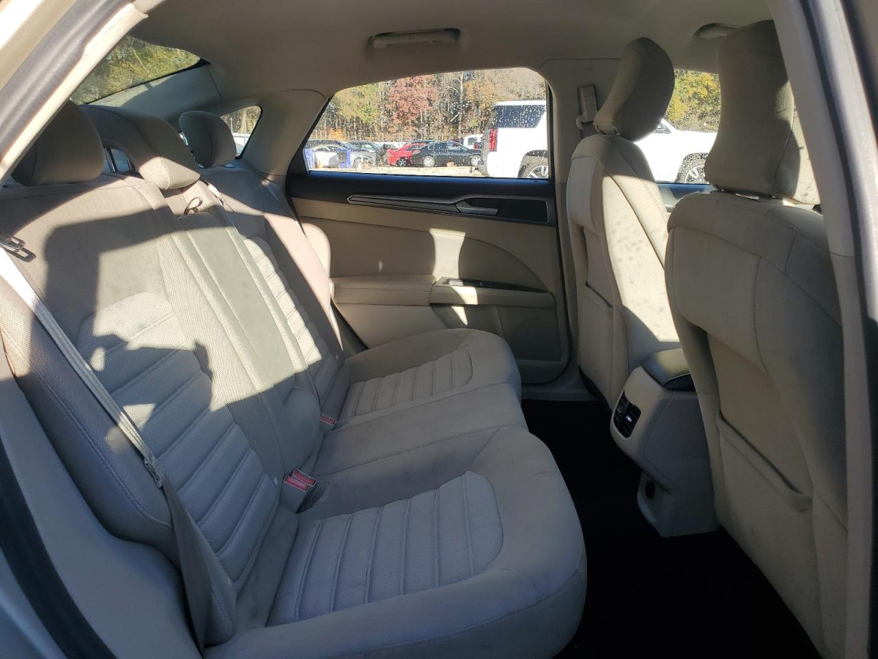 2017 Ford Fusion Se VIN: 3FA6P0HD1HR244612 Lot: 92500575