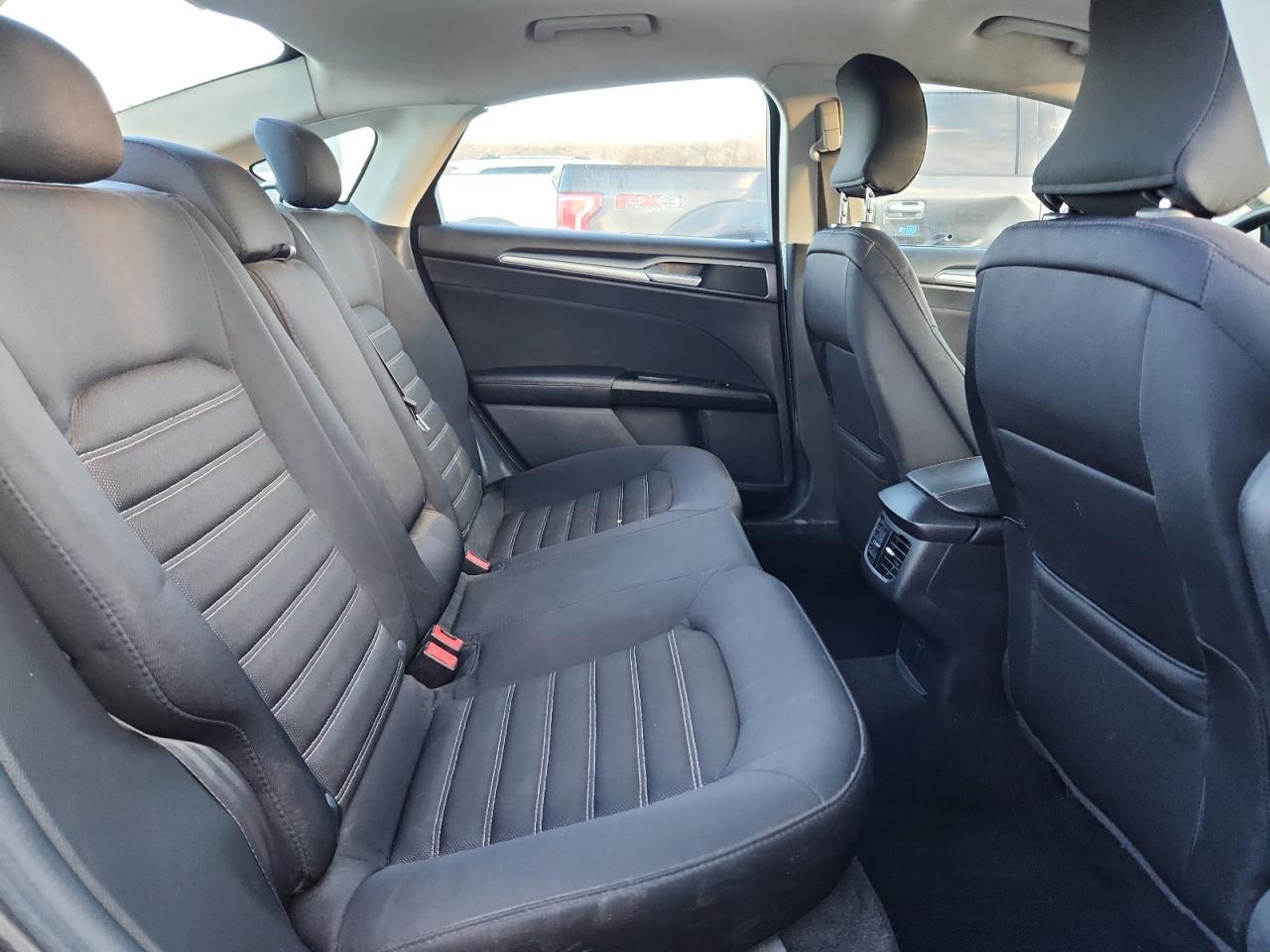 2015 Ford Fusion Se VIN: 1FA6P0H76F5115601 Lot: 92245055