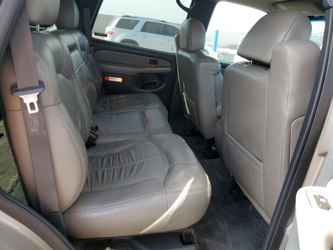 2000 Chevrolet Tahoe K1500 VIN: 1GNEK13T3YJ199490 Lot: 90755965