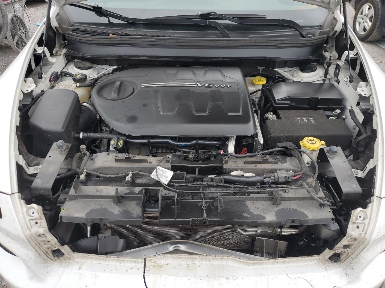 2018 Jeep Cherokee Limited VIN: 1C4PJMDX8JD505272 Lot: 92689385