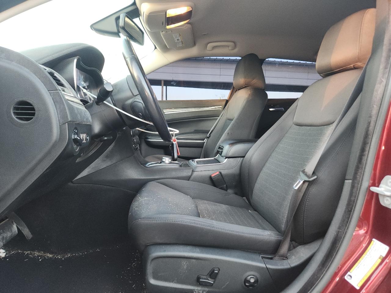 2020 Chrysler 300 Touring VIN: 2C3CCAAG6LH115650 Lot: 92629955