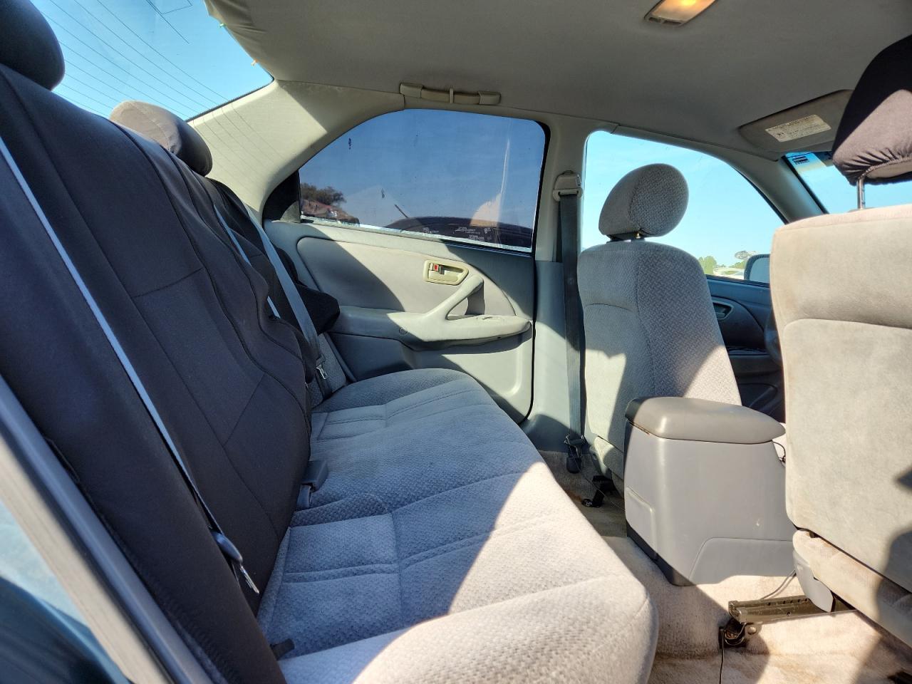 2000 Toyota Camry Ce VIN: 4T1BG22K5YU968013 Lot: 93392685