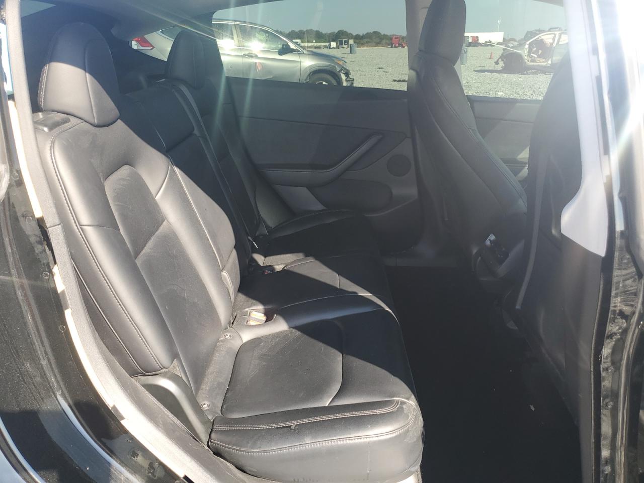 2021 Tesla Model Y VIN: 5YJYGDEF1MF081326 Lot: 92076815