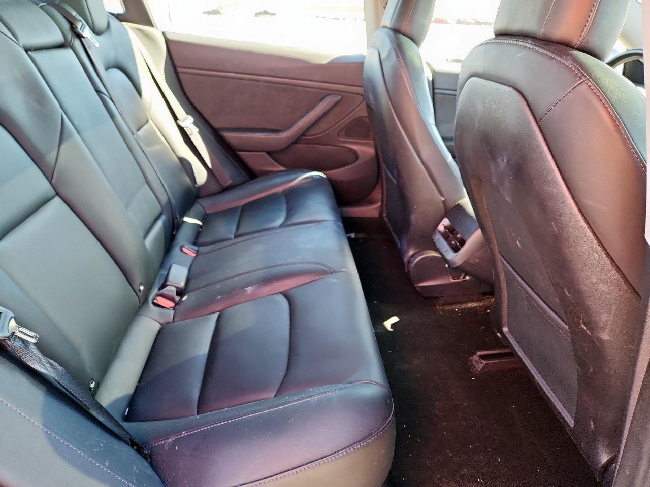 2018 Tesla Model 3 VIN: 5YJ3E1EB4JF185140 Lot: 91097495