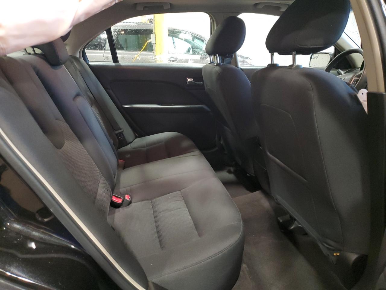 2011 Ford Fusion Se VIN: 3FAHP0HA1BR142832 Lot: 92630015