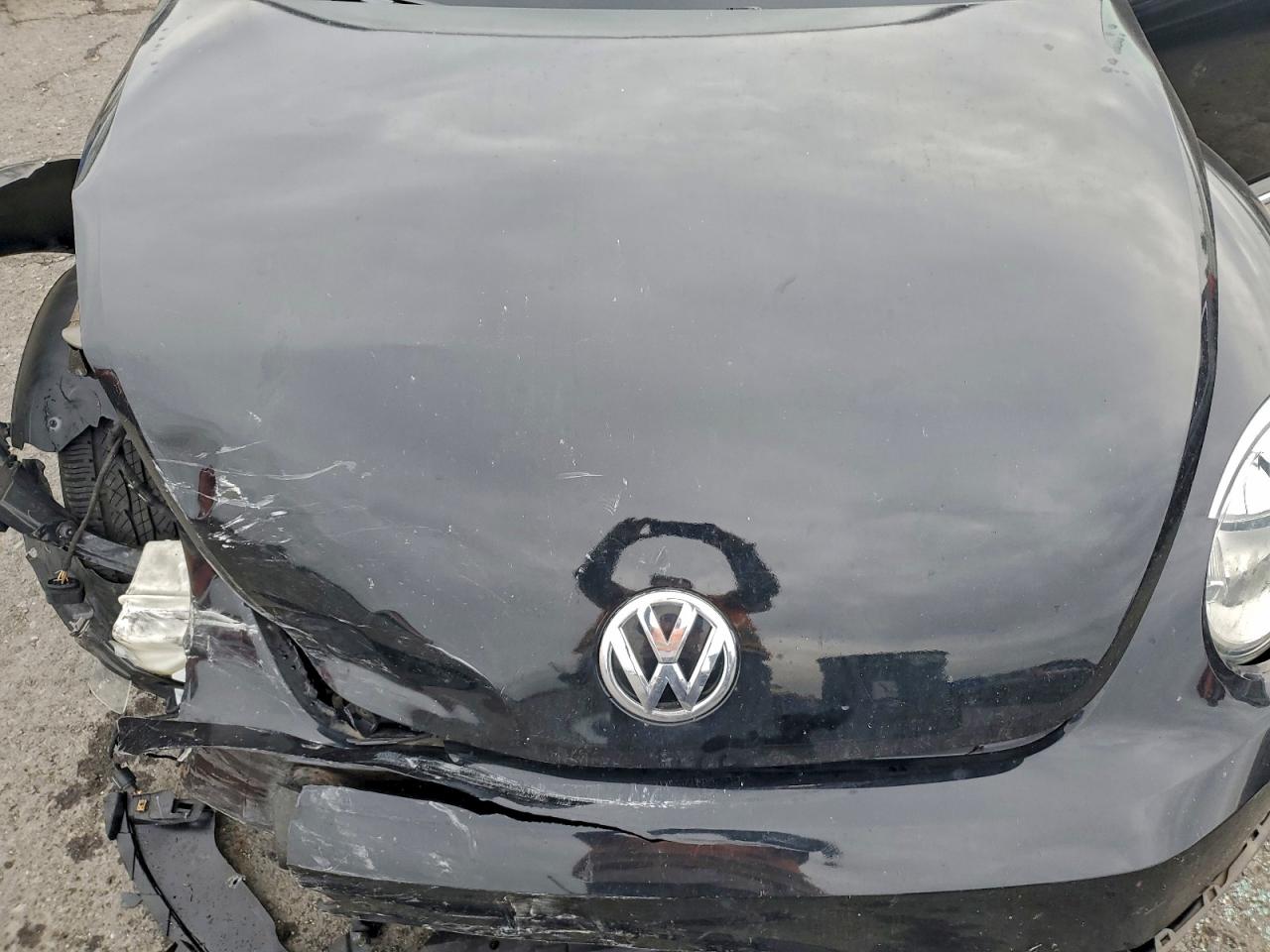 2012 Volkswagen Beetle VIN: 3VWJP7AT9CM628106 Lot: 94409005