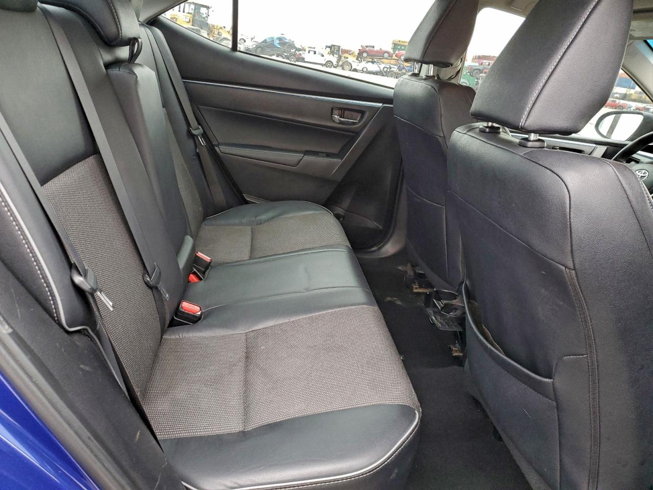 2015 Toyota Corolla L VIN: 5YFBURHE0FP235529 Lot: 94416955