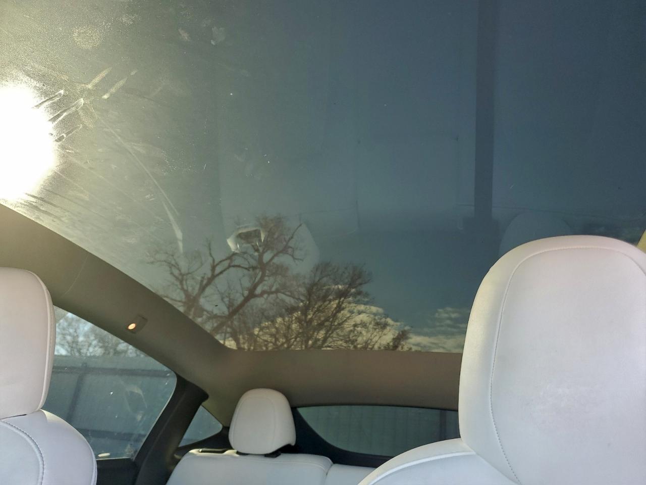 2022 Tesla Model Y VIN: 7SAYGAEE8NF520225 Lot: 93034495