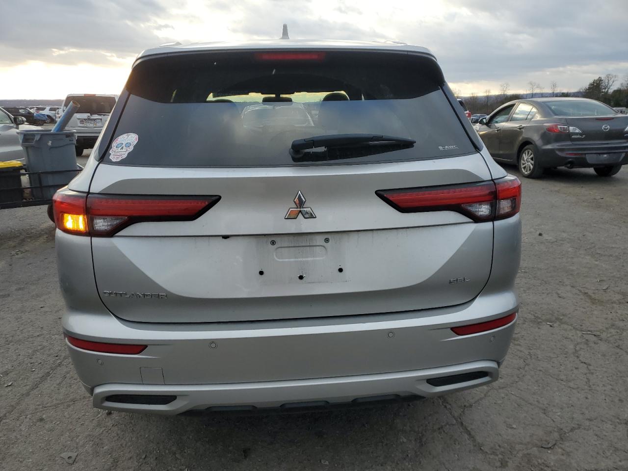 2022 Mitsubishi Outlander Sel VIN: JA4J4VA80NZ008588 Lot: 92571185