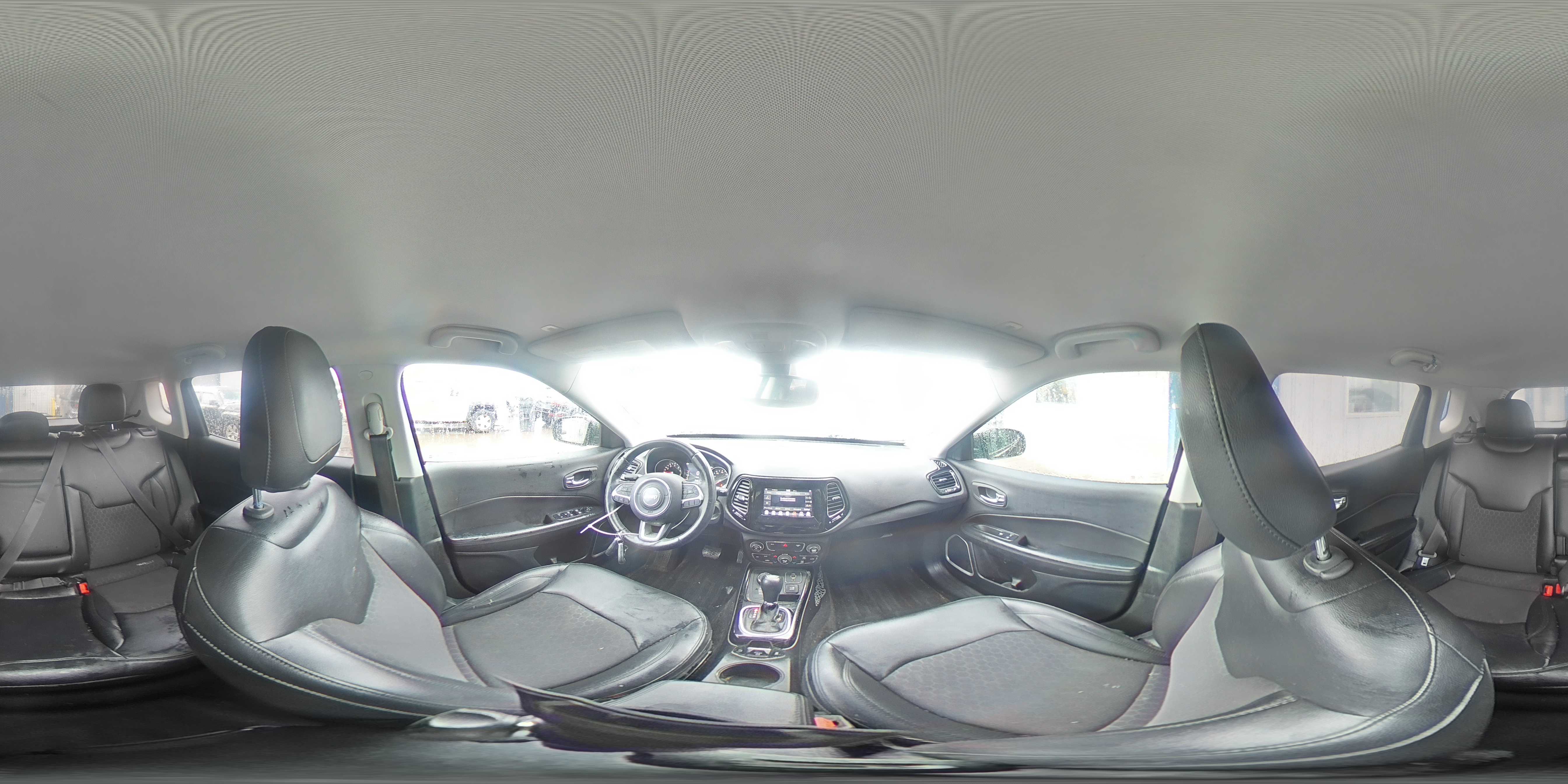 2018 Jeep Compass Latitude VIN: 3C4NJDBB4JT299201 Lot: 92046935