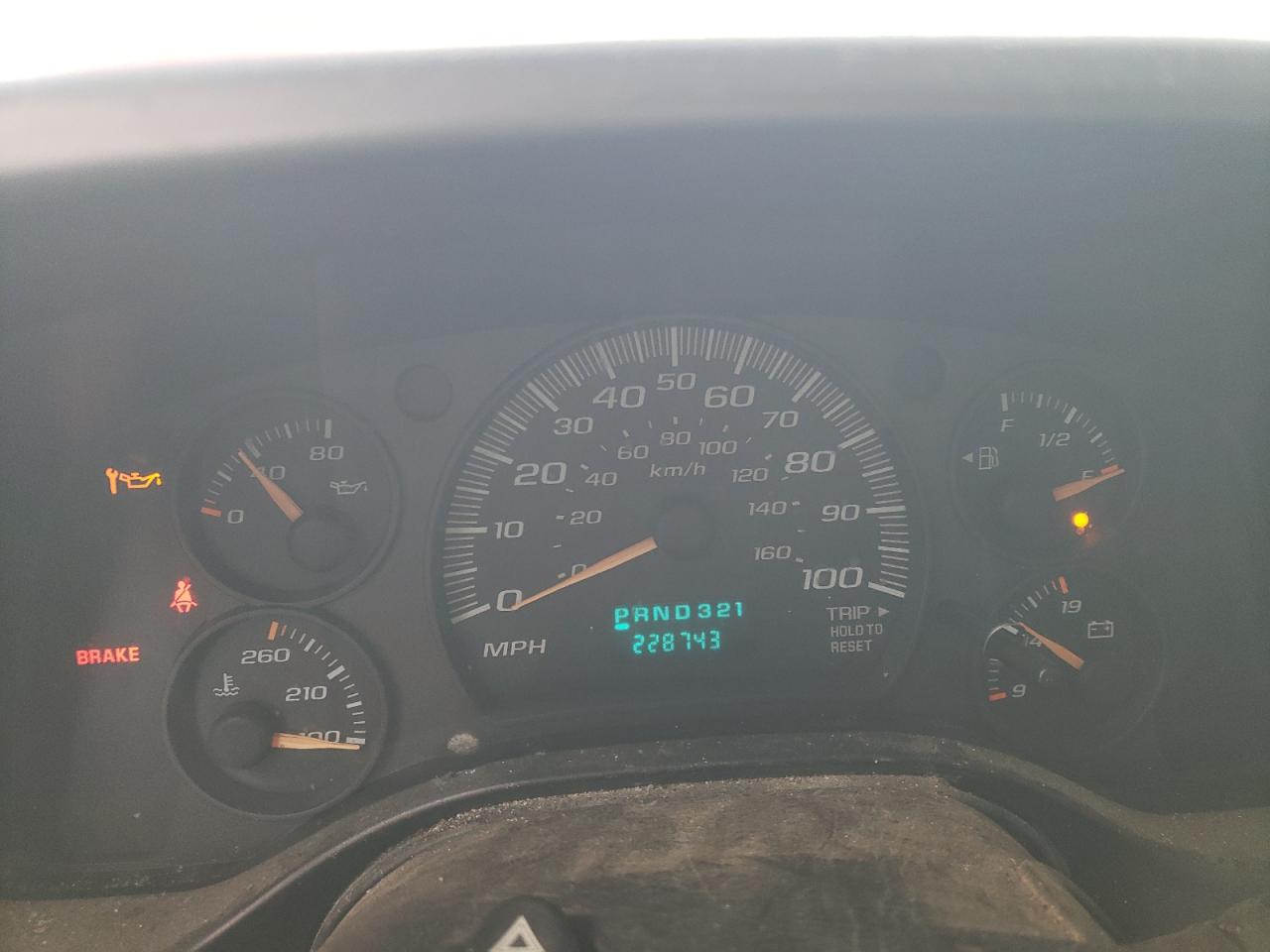 2004 Chevrolet Express G3500 VIN: 1GCHG35U341112237 Lot: 91806005