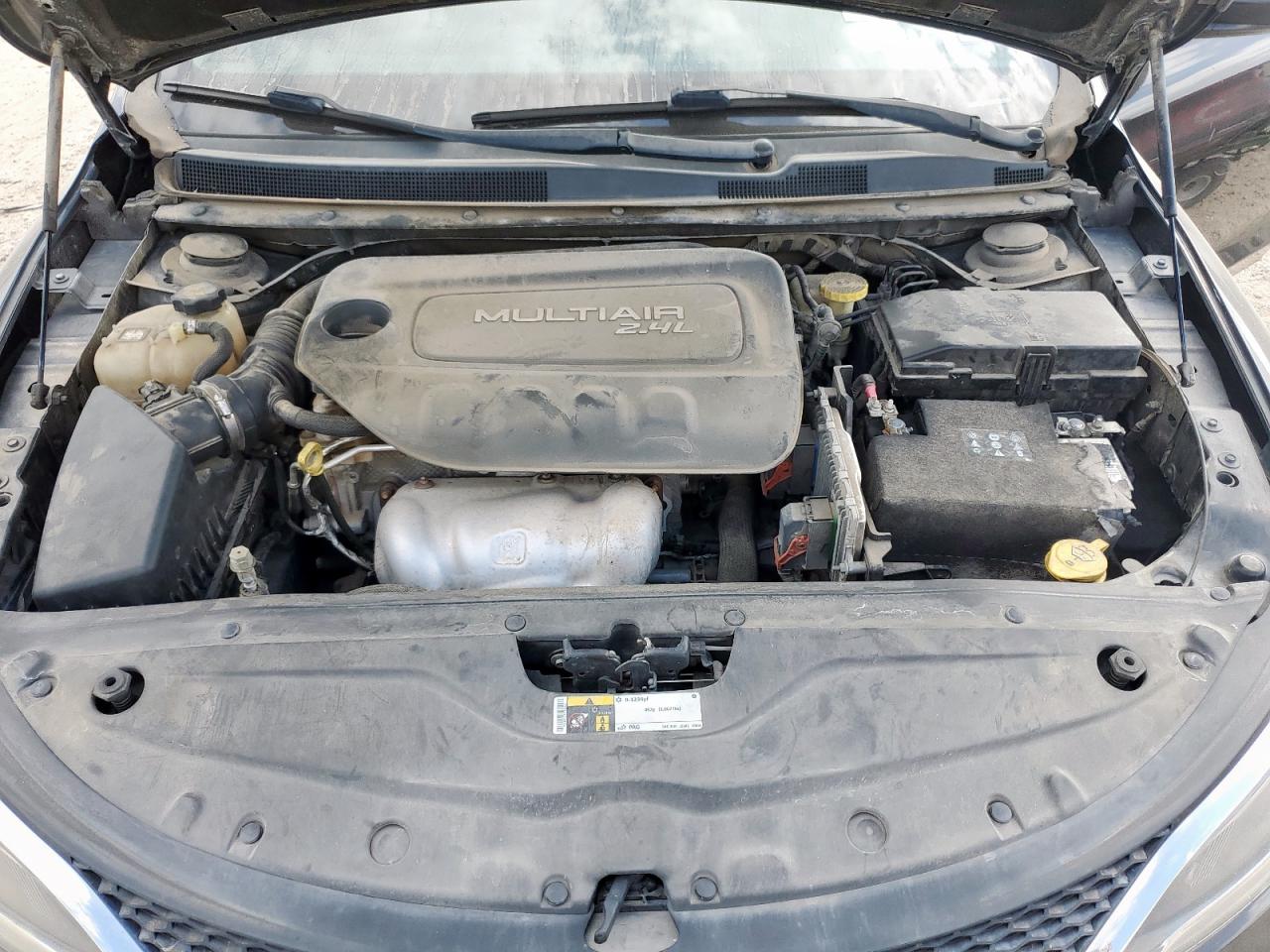 2017 Chrysler 200 Limited VIN: 1C3CCCAB8HN510685 Lot: 92023645