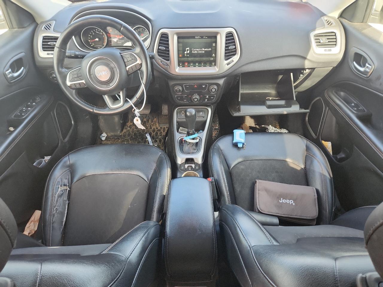 2017 Jeep Compass Latitude VIN: 3C4NJCBB1HT690603 Lot: 93528385