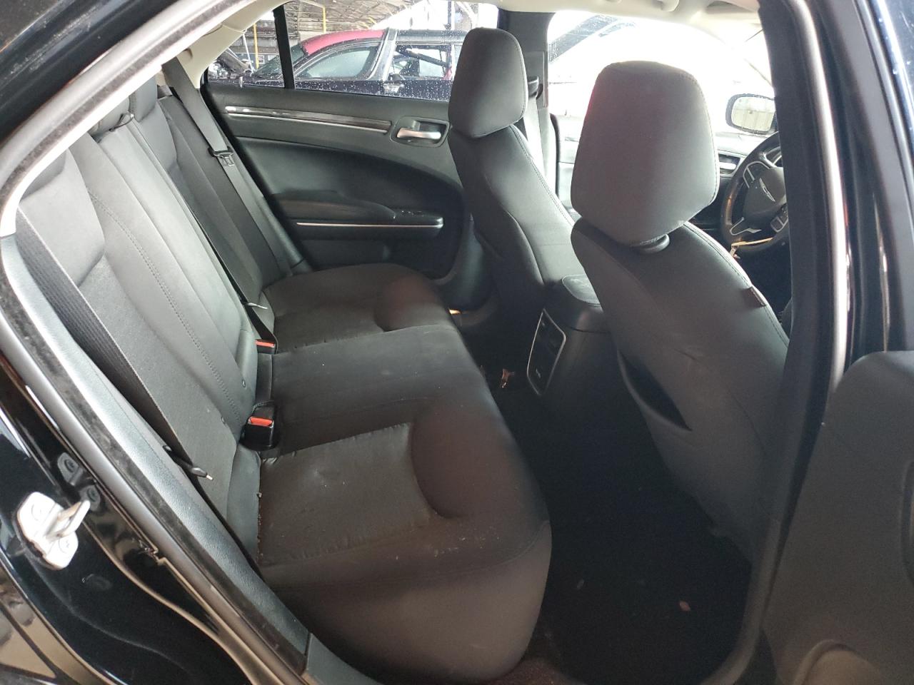 2020 Chrysler 300 Touring VIN: 2C3CCAAG0LH233483 Lot: 92670675