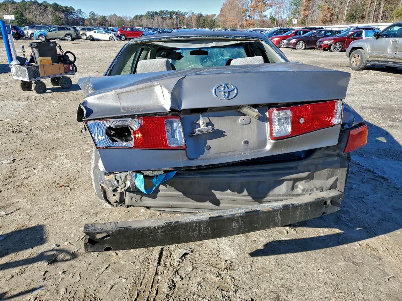 2000 Toyota Camry Le VIN: 4T1BF22K8YU103989 Lot: 93368285