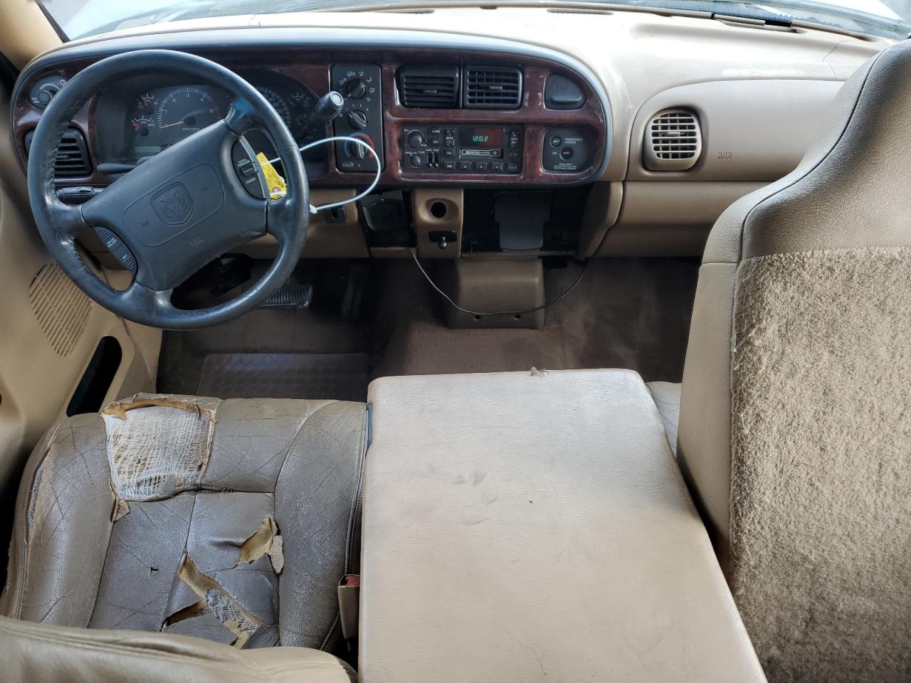 1998 Dodge Ram 2500 VIN: 3B7KC22W7WG155842 Lot: 92697315