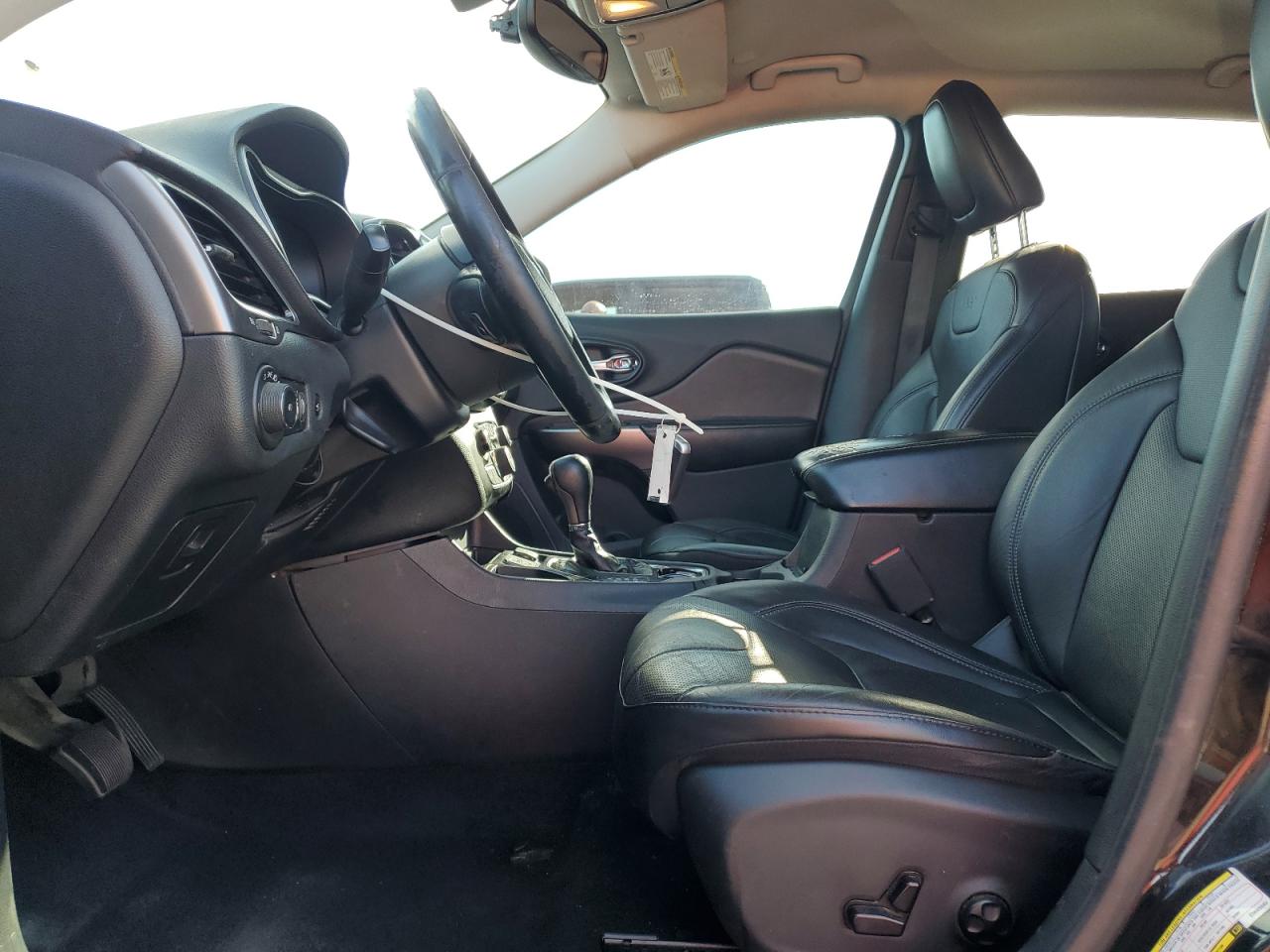 2020 Jeep Cherokee Limited VIN: 1C4PJLDB8LD553663 Lot: 92604535