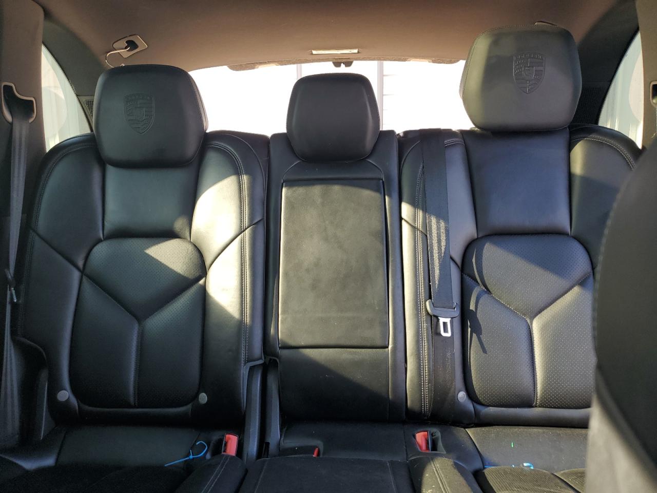 2017 Porsche Cayenne VIN: WP1AA2A29HKA87795 Lot: 90838875