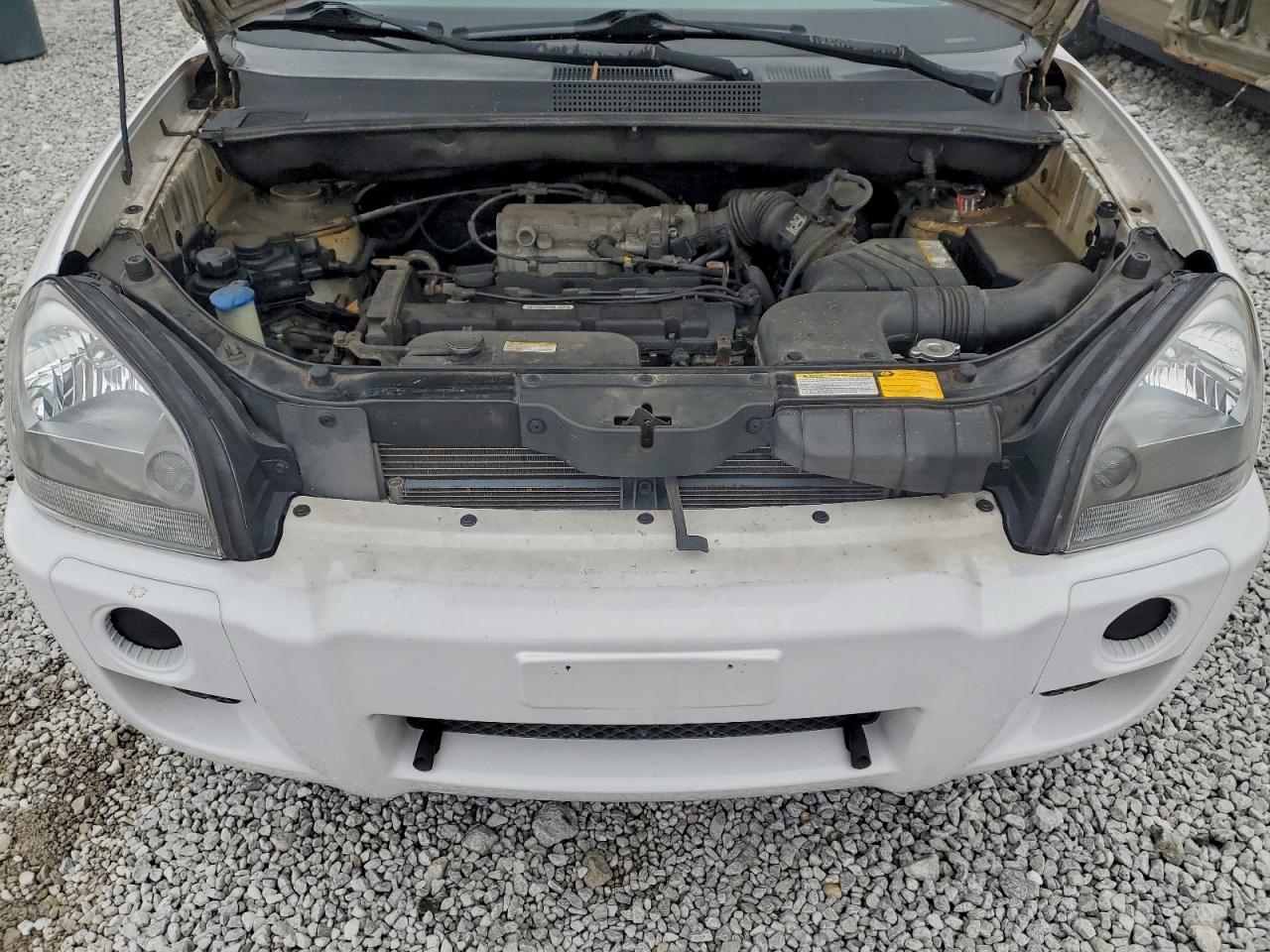 2005 Hyundai Tucson Gl VIN: KM8JM12B75U228554 Lot: 94342605