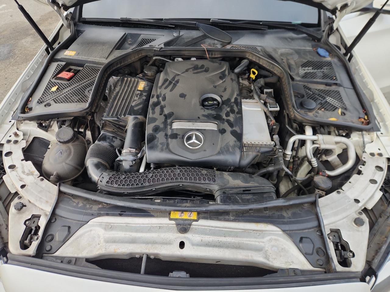 2015 Mercedes-Benz C 300 VIN: 55SWF4JBXFU064247 Lot: 93552115