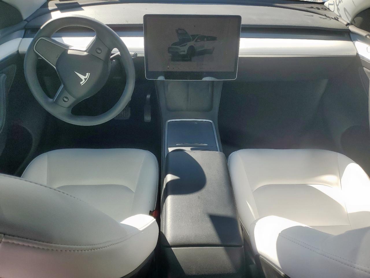 2023 Tesla Model Y VIN: 7SAYGDEE4PF628362 Lot: 92205295