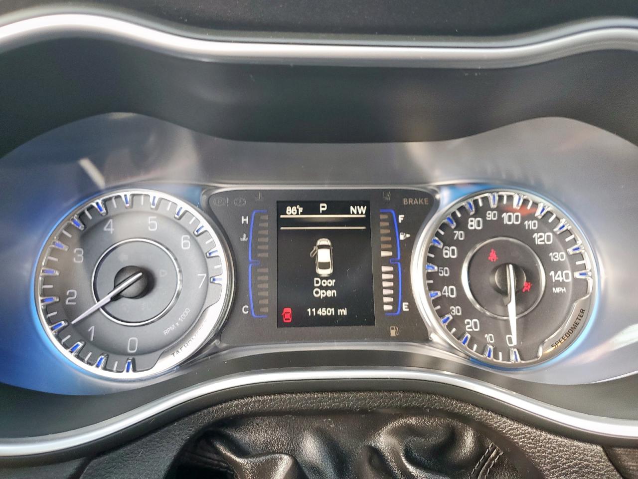 2015 Chrysler 200 Limited VIN: 1C3CCCAB4FN716664 Lot: 93084145