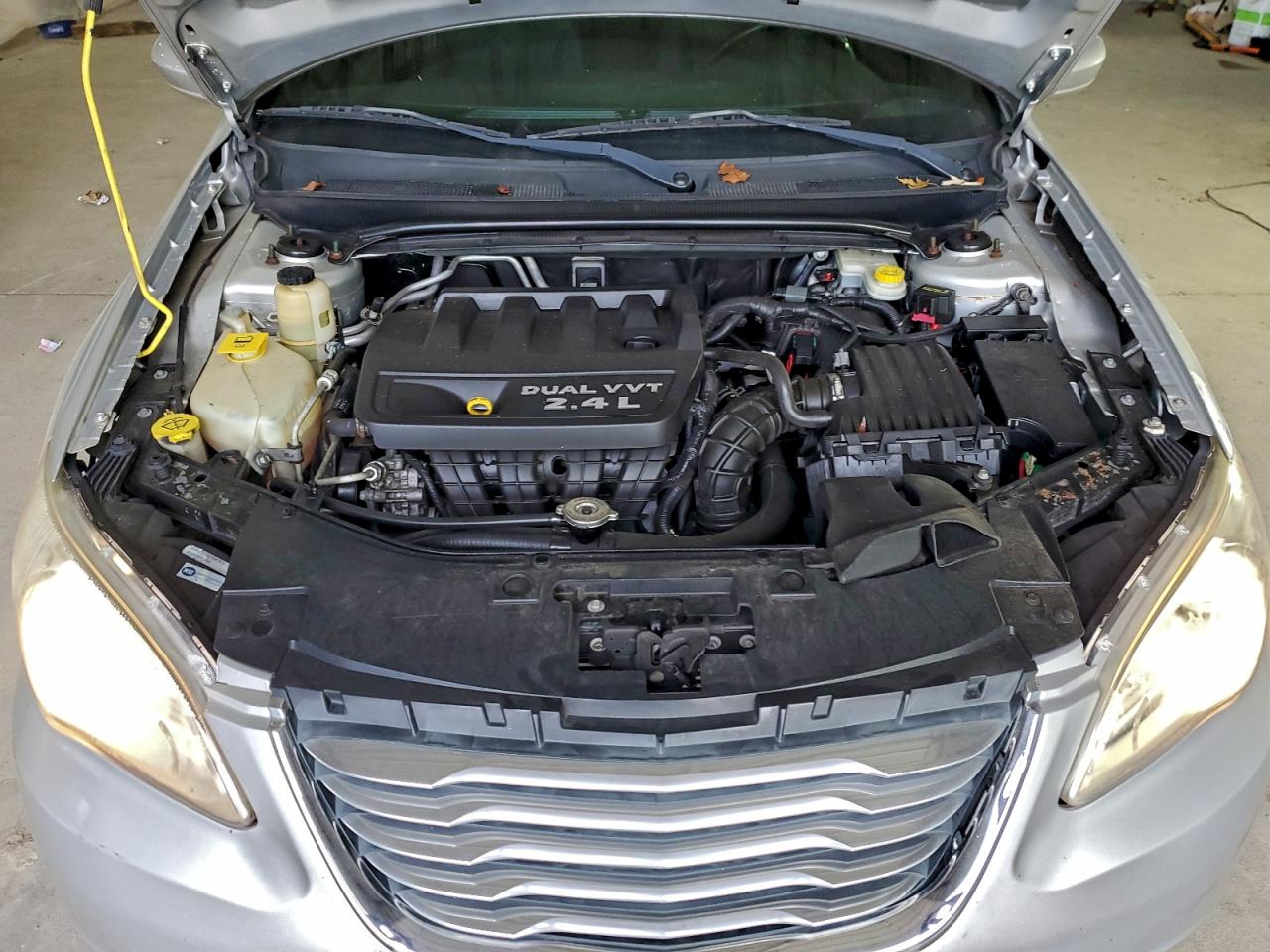 2011 Chrysler 200 Touring VIN: 1C3BC1FB8BN526708 Lot: 93304155