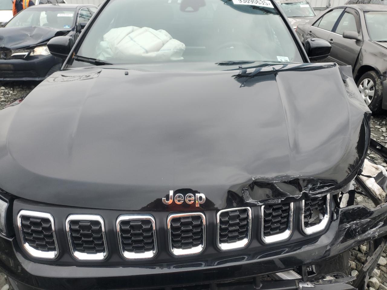 2024 Jeep Compass Latitude VIN: 3C4NJDBNXRT101047 Lot: 93090635