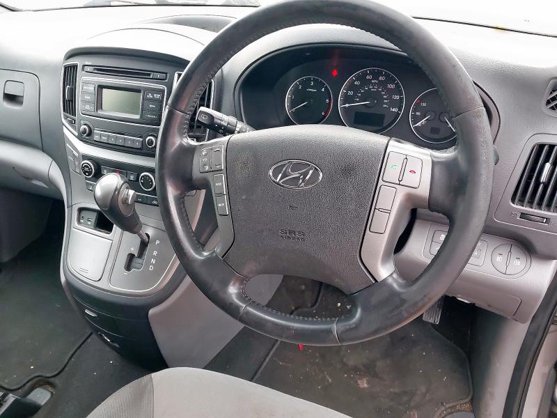 2017 HYUNDAI I800 2.5 CRDI SE 5DR AUTO