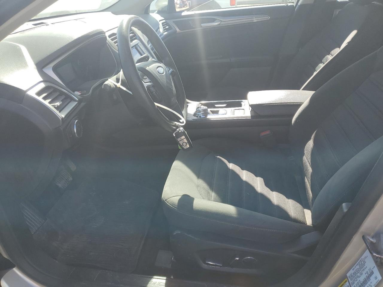 2017 Ford Fusion Se VIN: 3FA6P0H78HR413650 Lot: 91663815