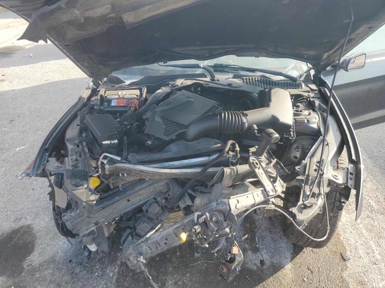 2017 Ford Mustang VIN: 1FATP8UHXH5317215 Lot: 92683615